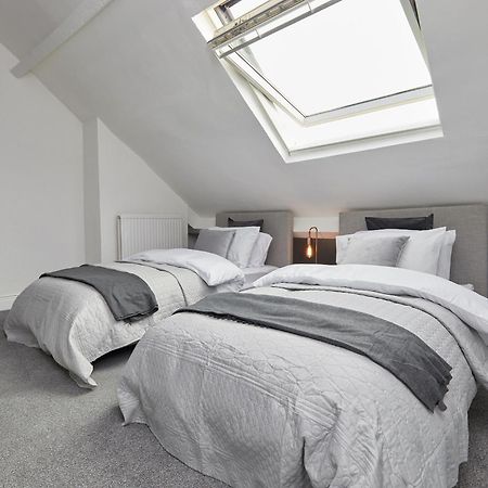 Your Sheffield Stays - Spacious 5 Bedroom House 部屋 写真