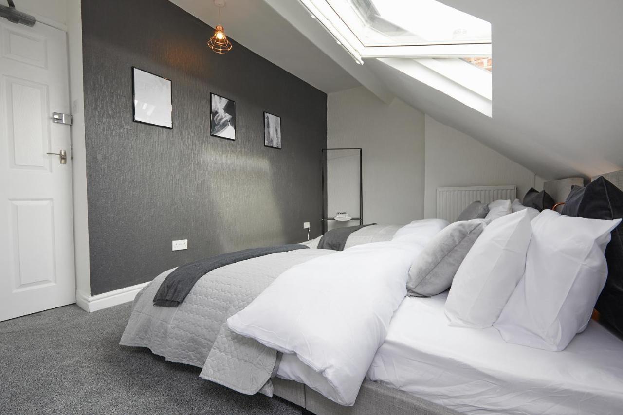 Your Sheffield Stays - Spacious 5 Bedroom House エクステリア 写真