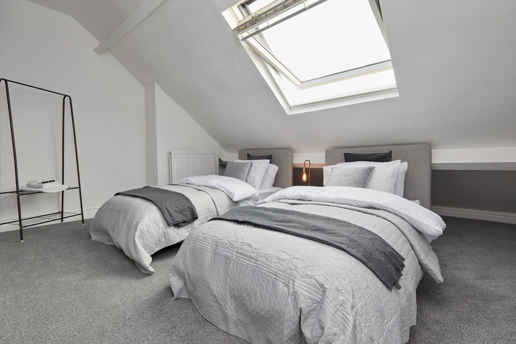Your Sheffield Stays - Spacious 5 Bedroom House 部屋 写真