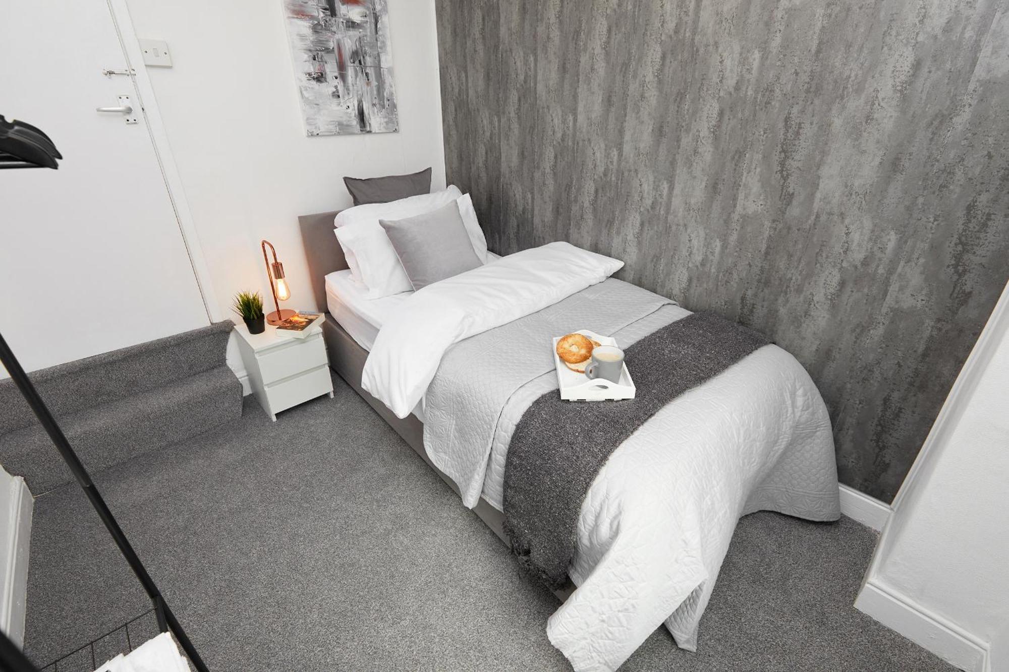 Your Sheffield Stays - Spacious 5 Bedroom House 部屋 写真
